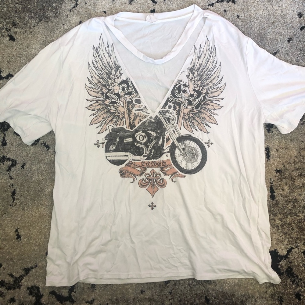 Flowy tee